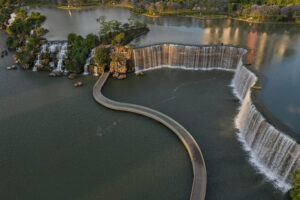 Kunming Waterfall Park