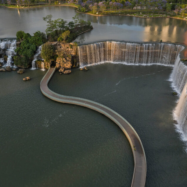 Kunming Waterfall Park