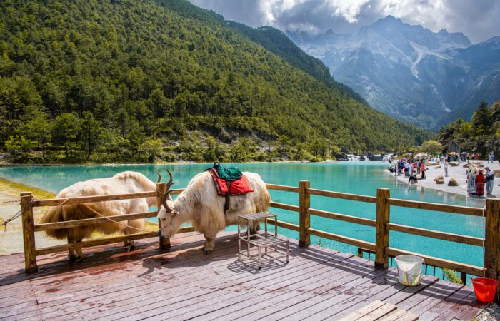 Lijiang Blue Moon Valley