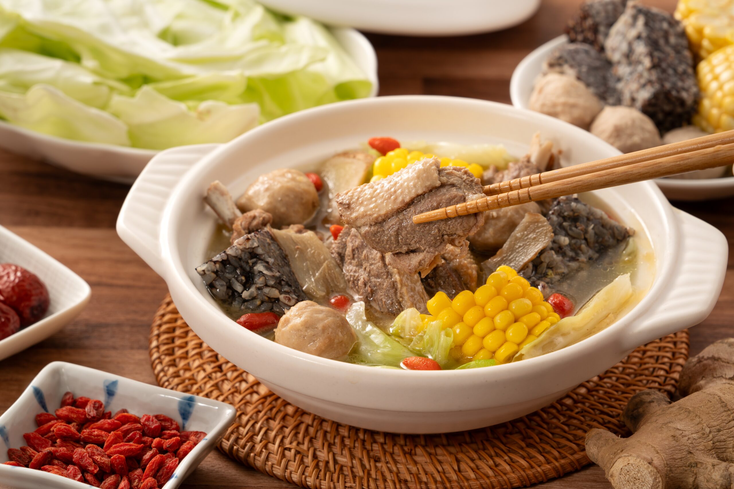 Delicious,Ginger,Duck,Stew,Hot,Pot,Soup,With,Fresh,Vegetables