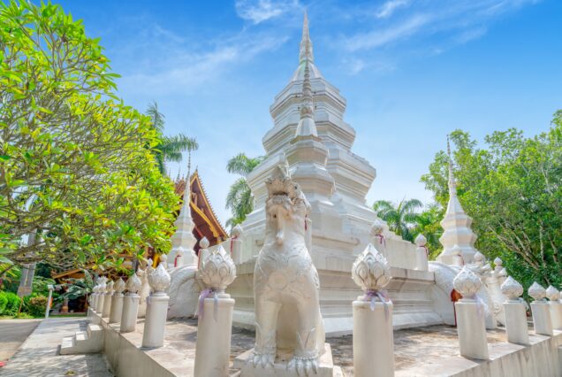 Xishuangbanna Banruo Temple - SMCOrientrip luxury China tour