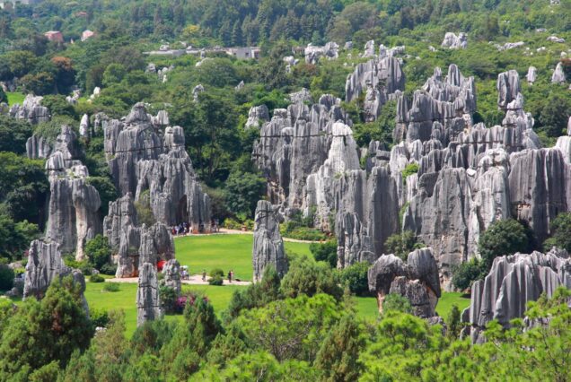 A Scenic and Cultural Tour of Southern Yunnan